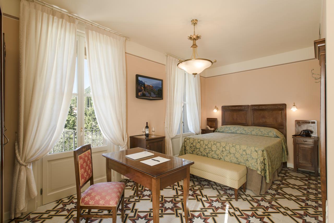 גרגננו Hotel Gardenia Al Lago מראה חיצוני תמונה