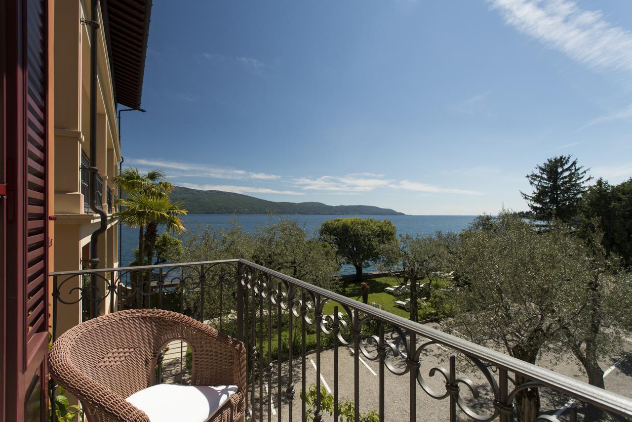גרגננו Hotel Gardenia Al Lago מראה חיצוני תמונה