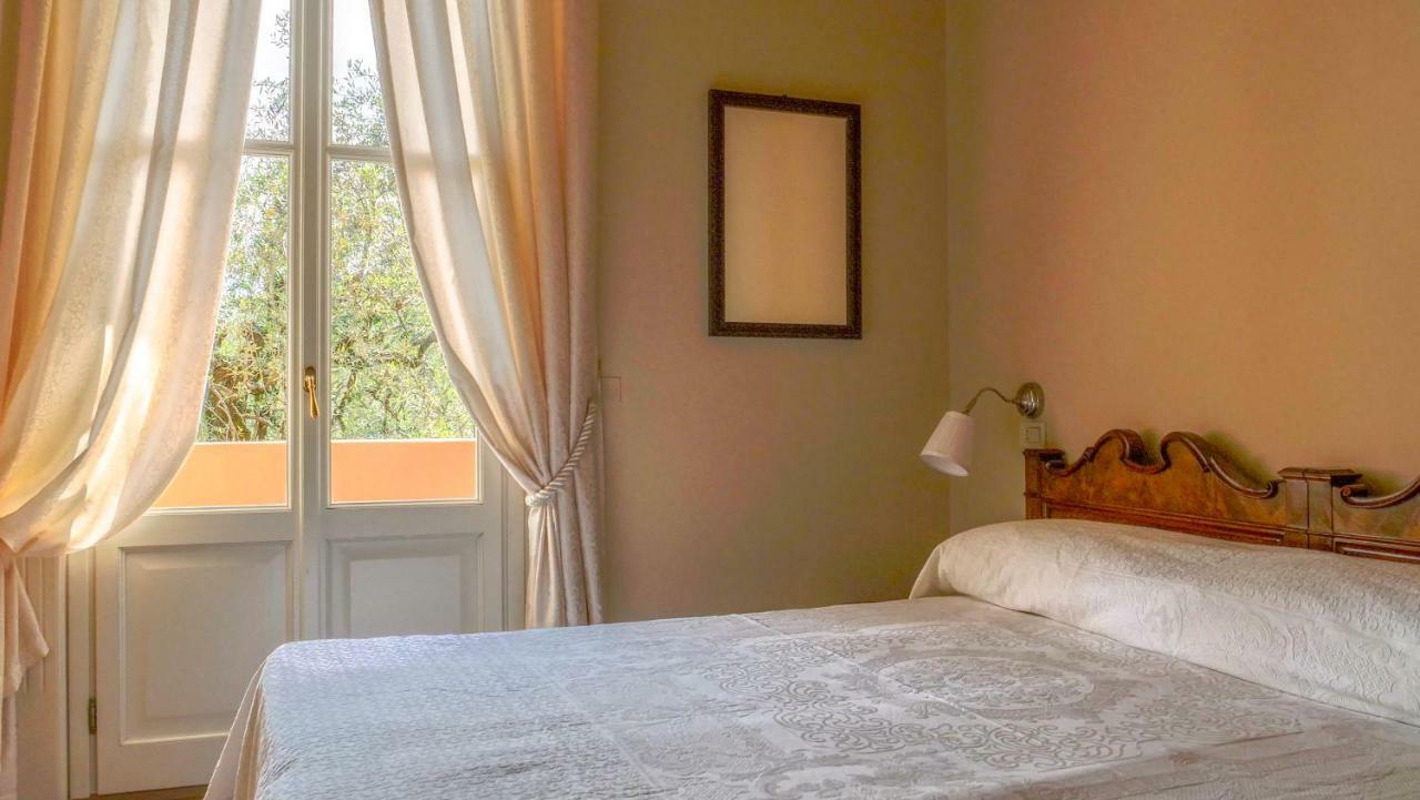 גרגננו Hotel Gardenia Al Lago מראה חיצוני תמונה